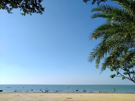 蓝天大海沙滩
