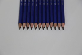 铅笔 碳笔 造型 白底 素材