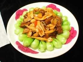 焖牛腩