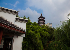 绳金塔风光