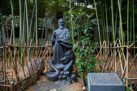 绳金塔风光