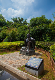 绳金塔风光