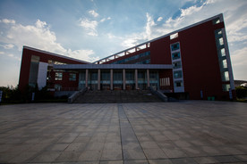 宜春学院