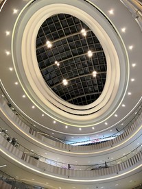 商场中庭