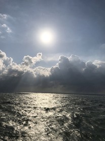 海上明日