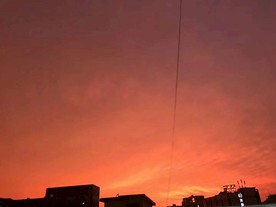 红红的天