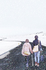 冬季雪花风景情侣背景图