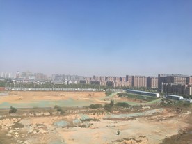 建设中的