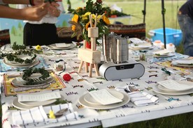 布置整洁的餐桌