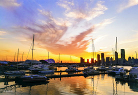 海港夕阳凤凰云朵渔船