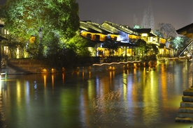 古镇夜景