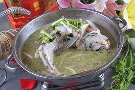 青油焖全鱼
