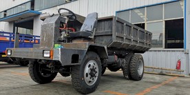 无轨四驱运碴车