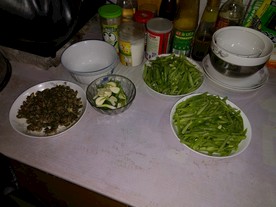 桌子上的食材