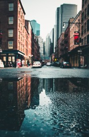 城市倒影