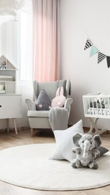 家庭中的儿童房图片