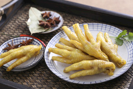 盐焗鸡爪