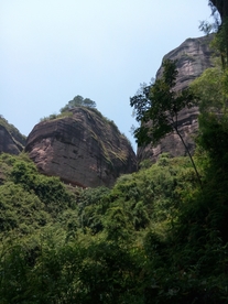 霍山观奇峰绝壁