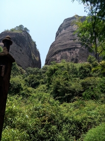 霍山悬崖峭壁