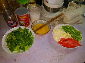 桌子上的食材