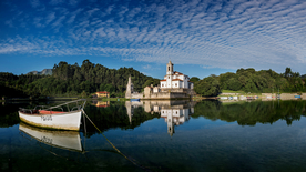 水库湖景