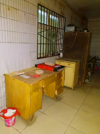 平整的餐桌