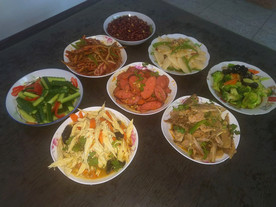 餐桌上的美食