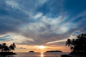海边的夕阳日落