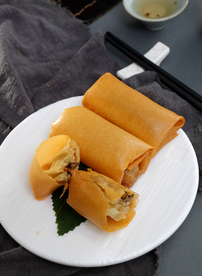 鸡丝炸春卷