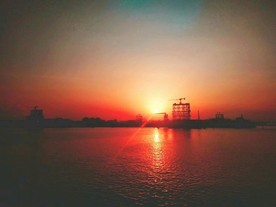 大海落日