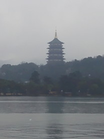 雷锋塔 西湖风景烟雨西湖