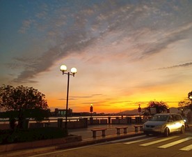 日落江景