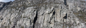 山河