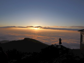 牛背山