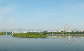 滇池