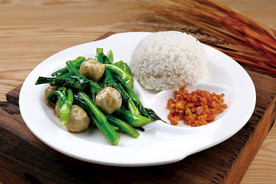 菜心炒鱼滑饭