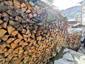 柴堆