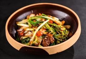 藠头炒腊肉