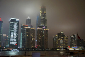 上海浦东建筑的夜景