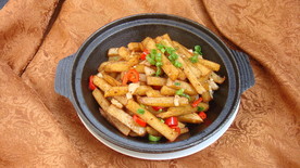 铁锅炕土豆