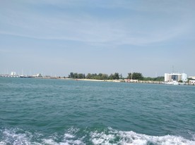 大海蓝天