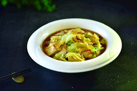 白菜叶炖冻豆腐