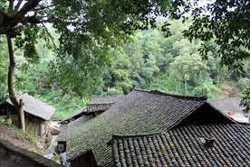 南龙布依古寨-3