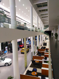 BMW汽车展厅