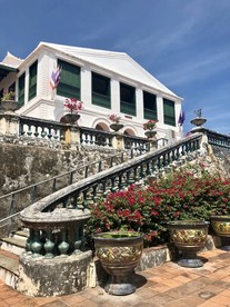 白色建筑