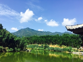 蓝天 白云 水 湖水 青山绿水