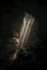 山洞