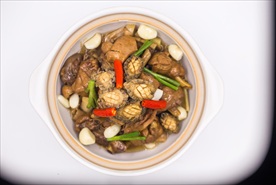 鲍鱼鸡公煲