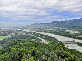 都江堰远景