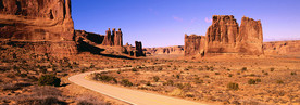 风景 全景图 黄昏 戈壁 黄色